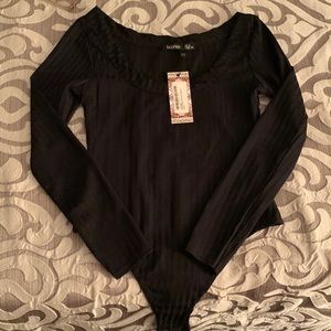 NWT Boohoo Black Petite Ribbed Scoop Neck Bodysuit